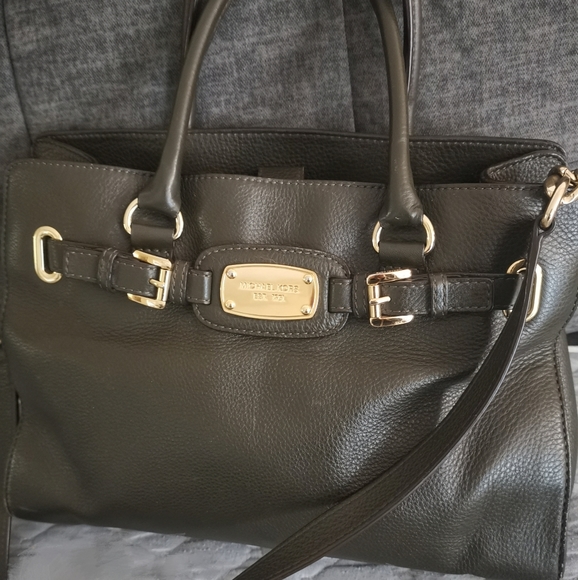 Authentic MICHAEL KORS Hamilton Satchel Bag - Picture 1 of 3